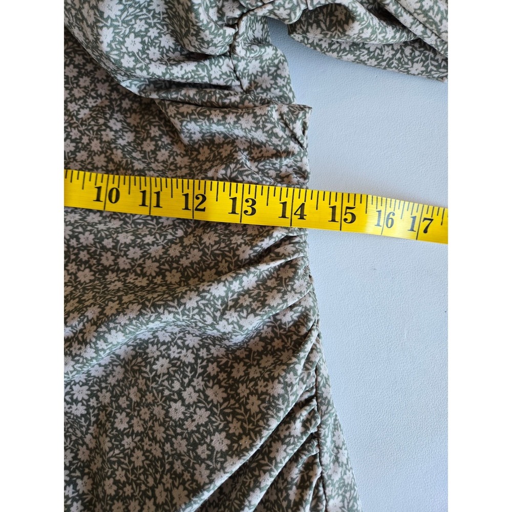 ASTR Green Floral Rushed Midi Dress Size M Cottagecore Romantic Puff Sleeve Chic - Picture 8 of 11